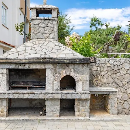 Mirjana Za 2 Osobe, Kornic, Otok Krk Kornić
